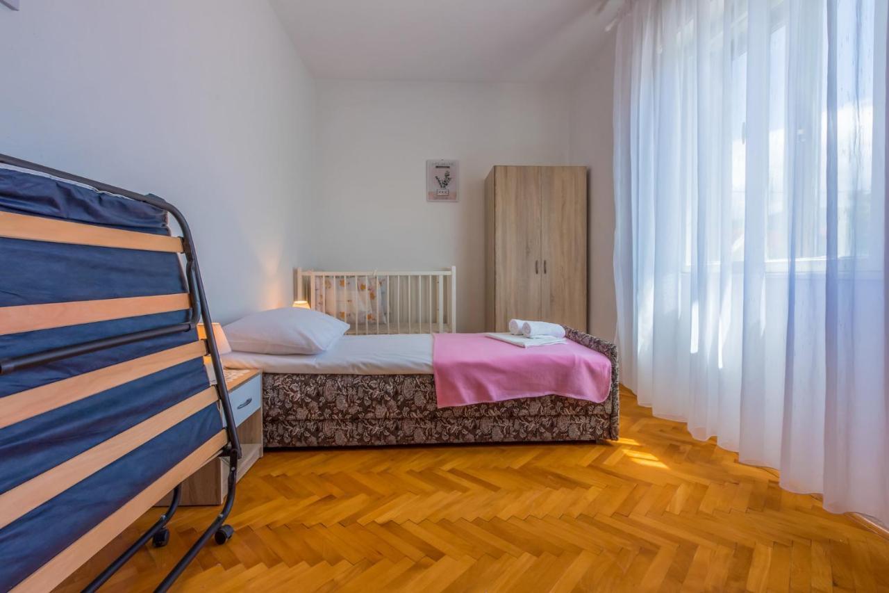 Azur Novi Vinodolski Exterior foto