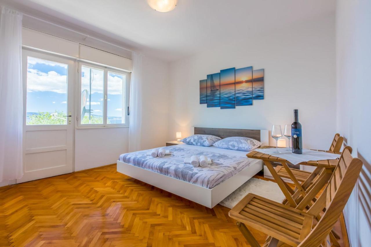 Azur Novi Vinodolski Exterior foto