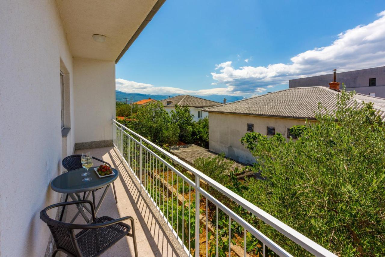 Azur Novi Vinodolski Exterior foto