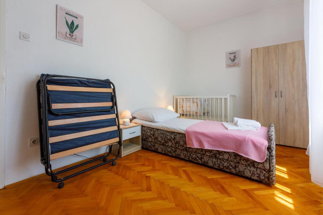 Azur Novi Vinodolski Exterior foto